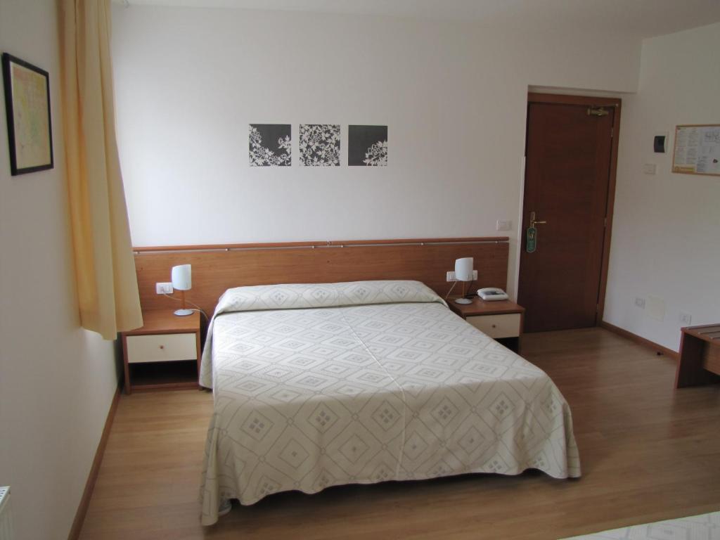 Hotel Scarano Levico Terme Zimmer foto